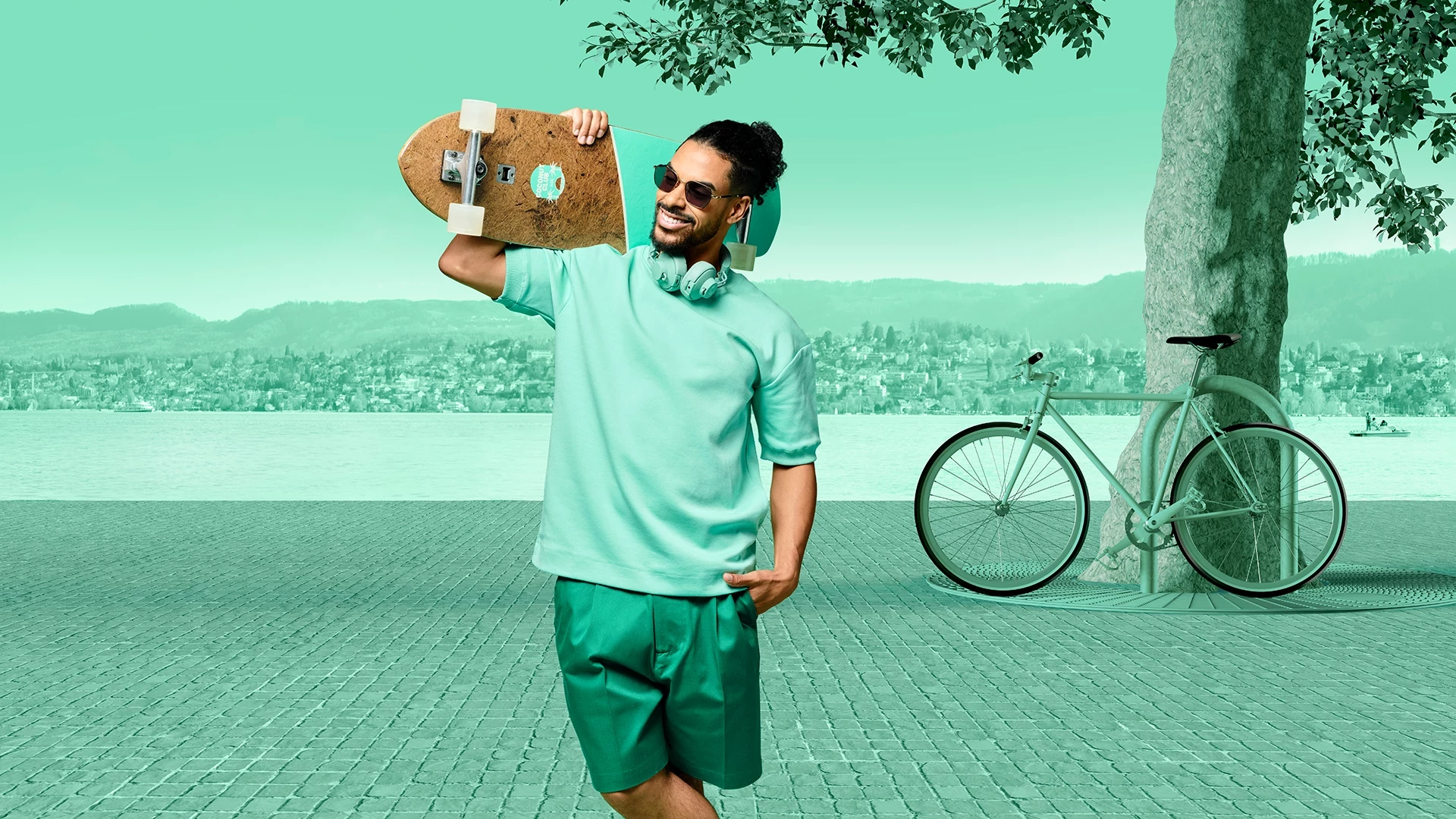 Men with a skateboard